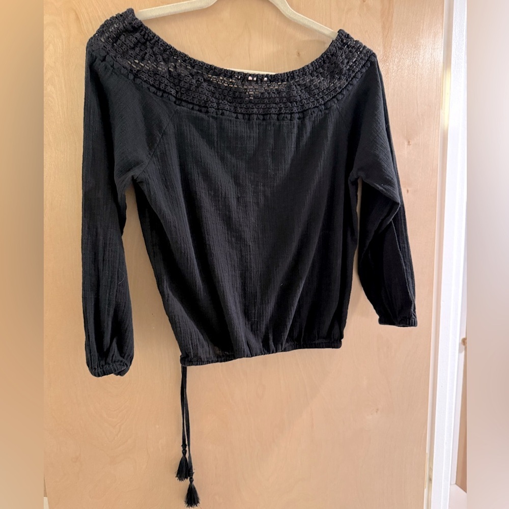 Victoria’ Secret Black Smocked Gauze Top. Eligible 3/$25 - Picture 10 of 11
